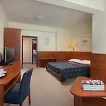 بينسزور