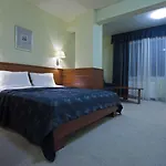 بينسزور