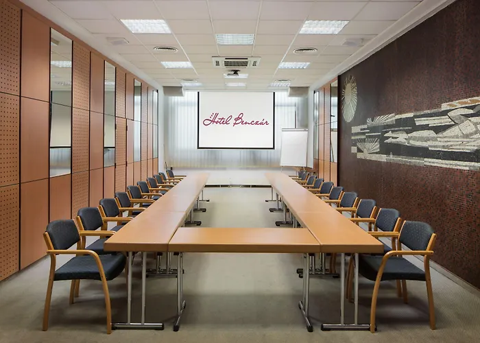 Ξενοδοχείο Benczur