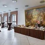 Hotel Benczur 3*