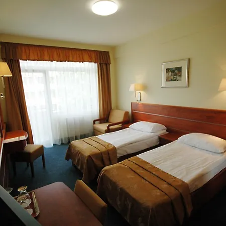 Hotel Benczur 3*