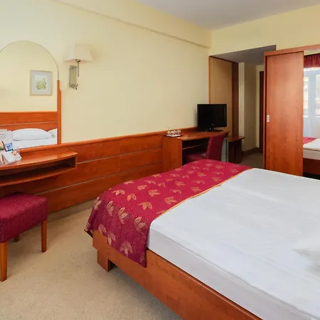 Benczur Hotel 3*