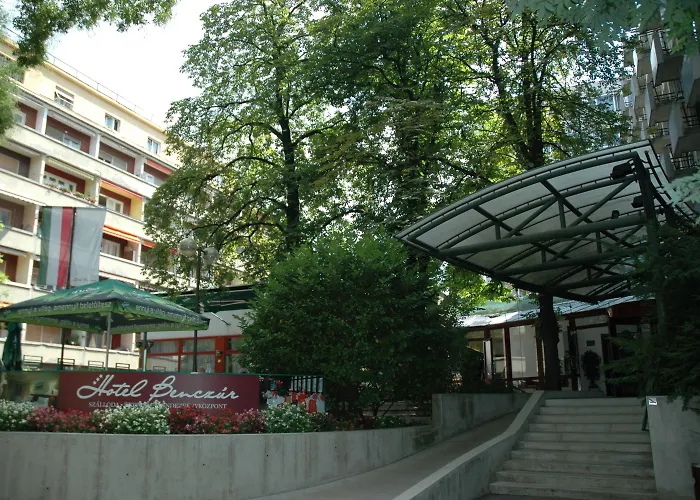 Hotel Benczur 3*