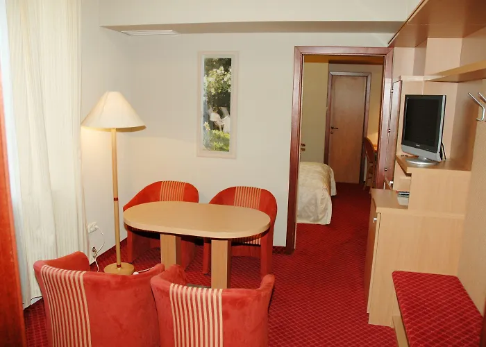 Hotel Benczur 3*